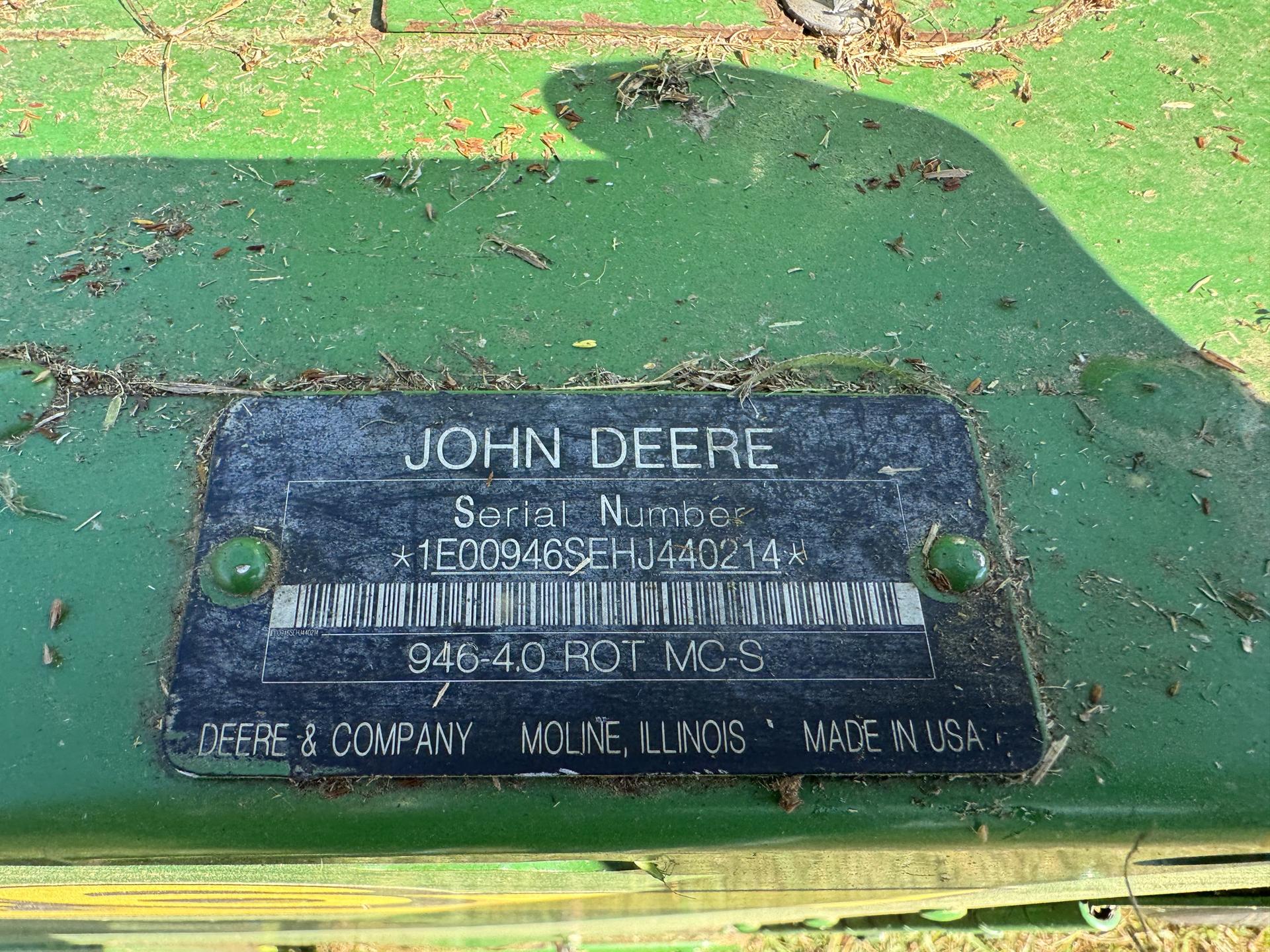 2018 John Deere 946 Image