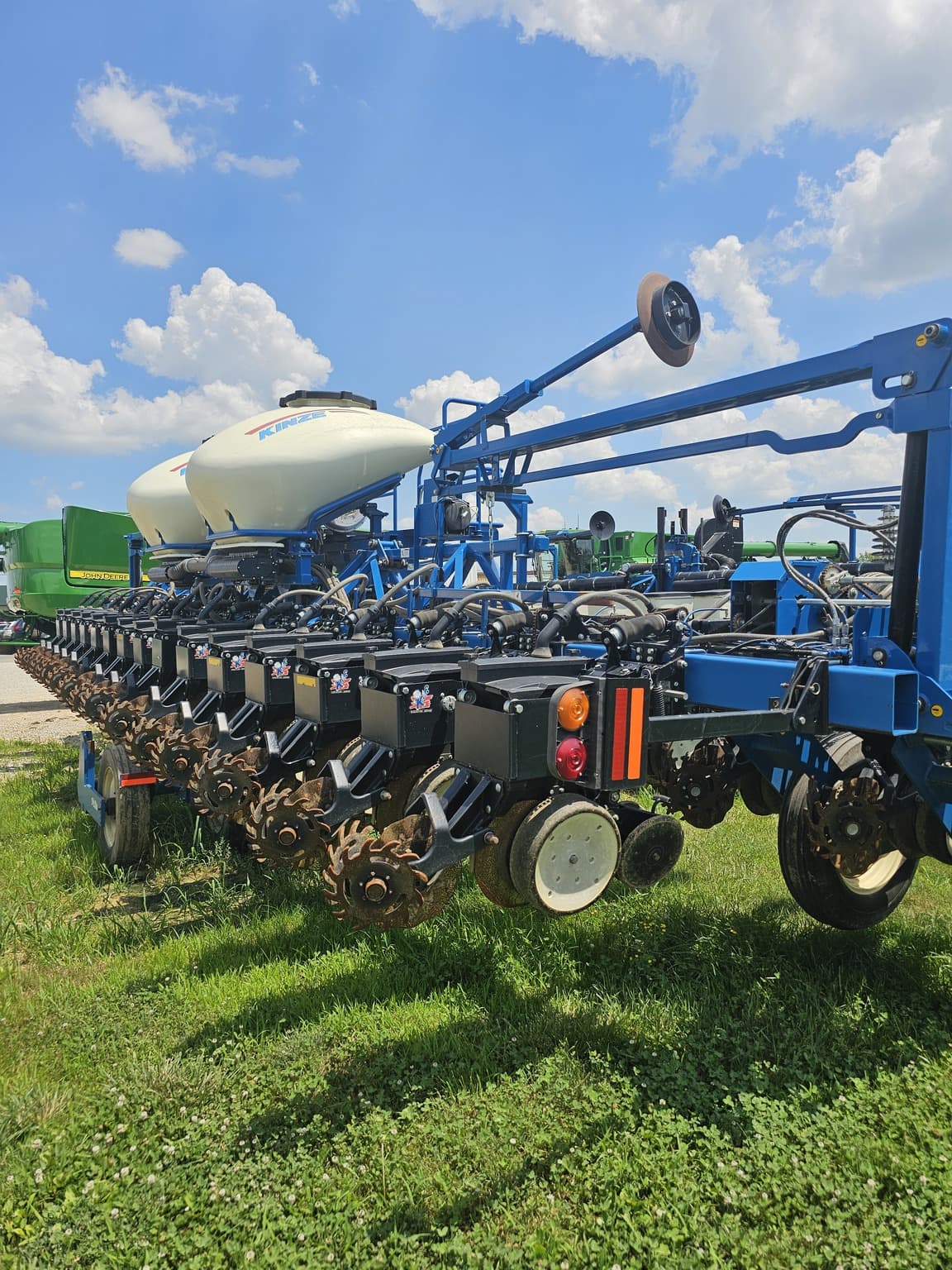 2017 Kinze 3600 Image