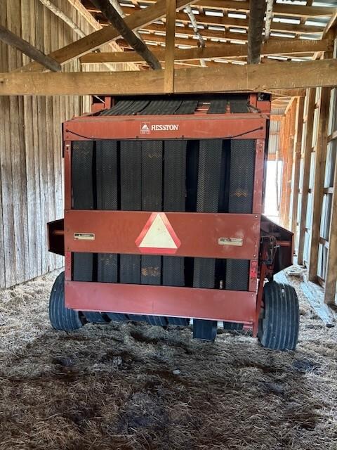 1997 Hesston 565T Image