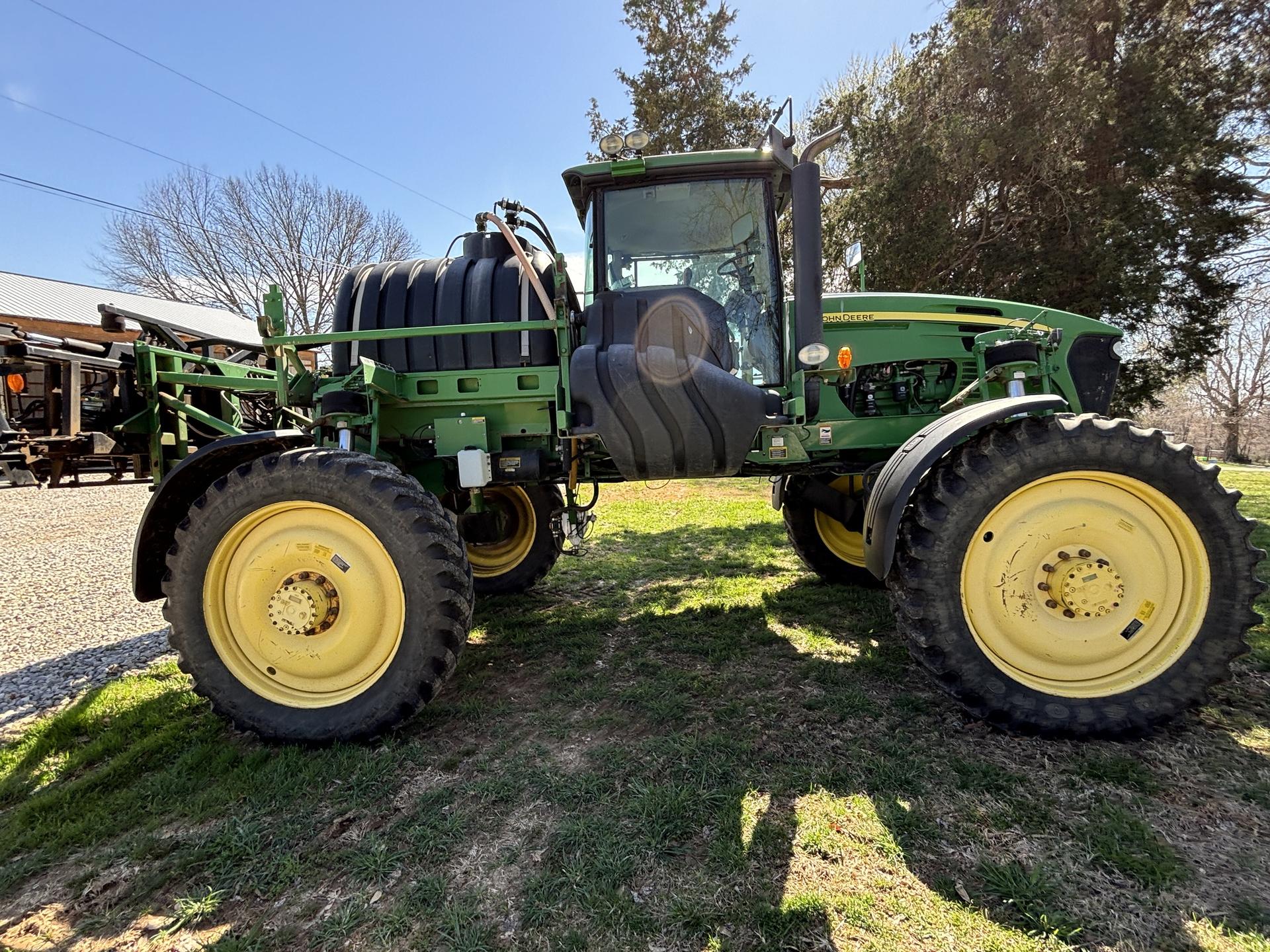 2010 John Deere 4730 Image