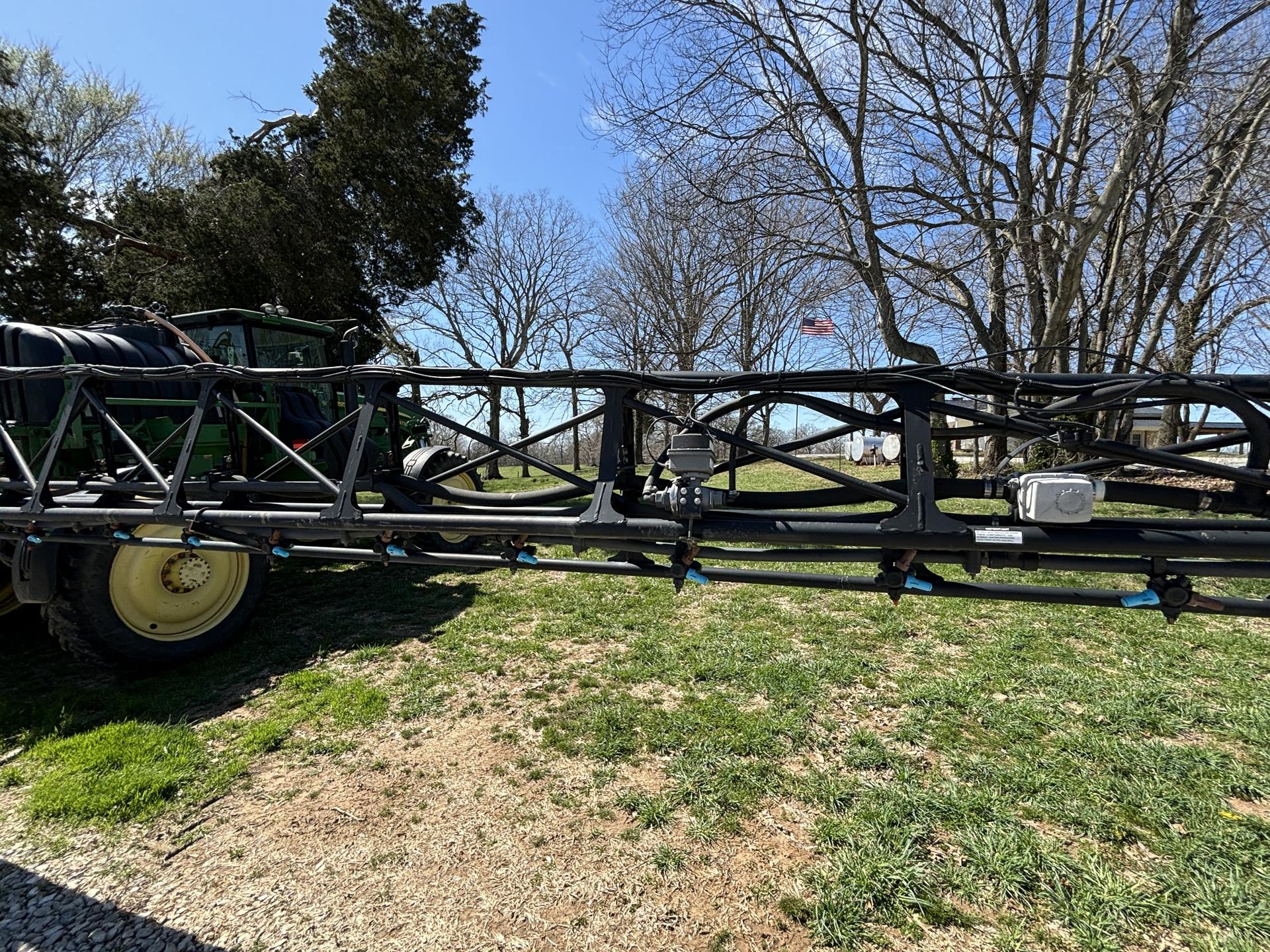 2010 John Deere 4730 Image