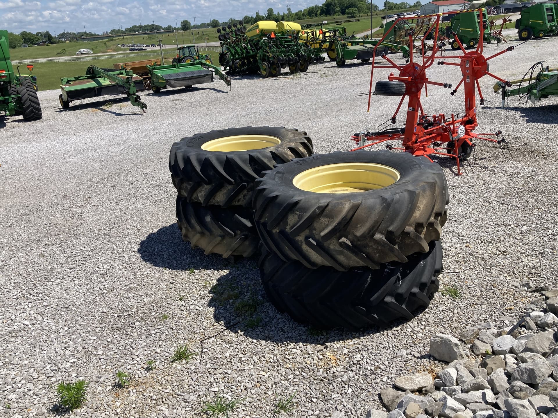 Michelin 650/85/R38 Image