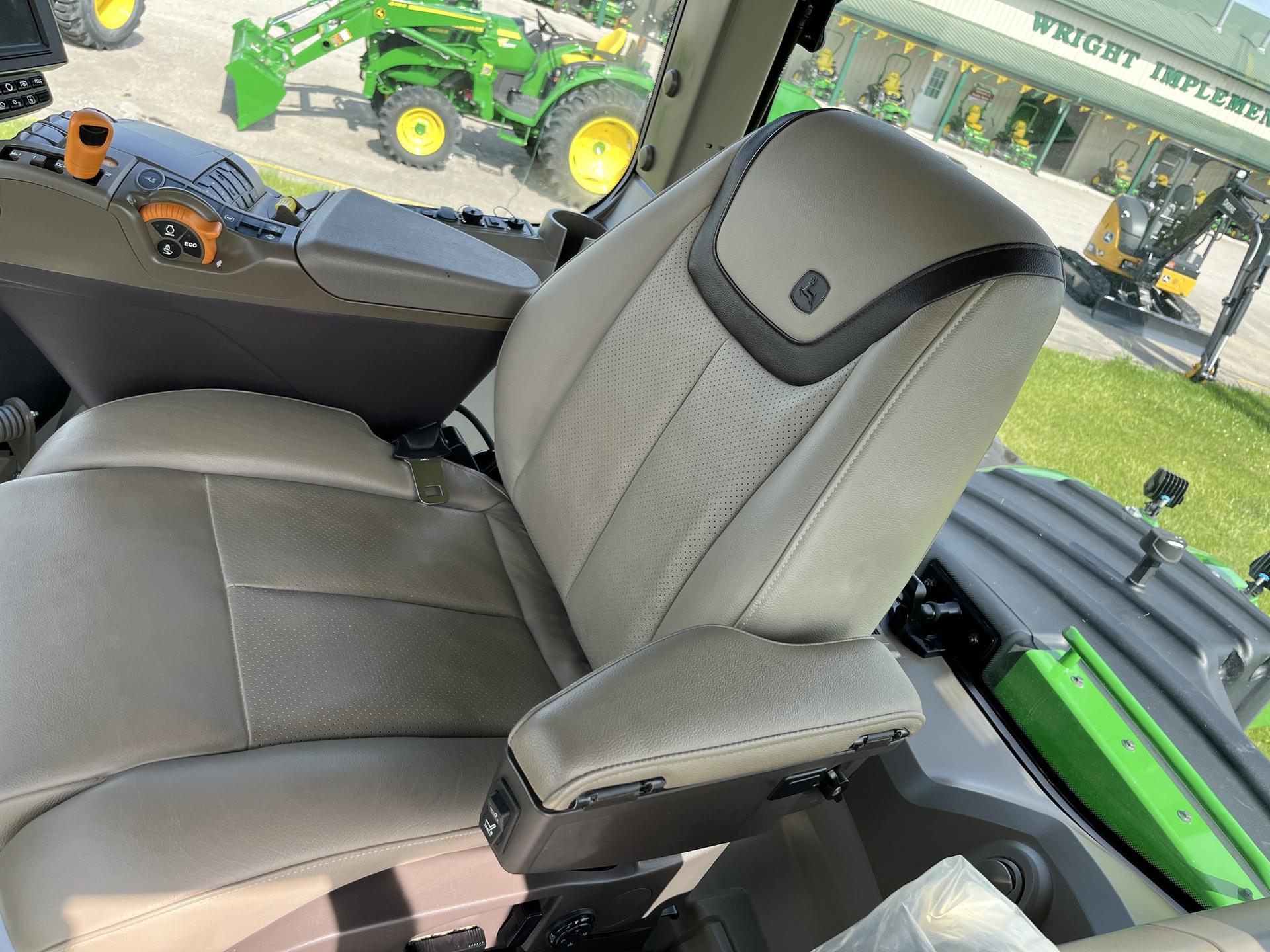 2022 John Deere 9RX 640