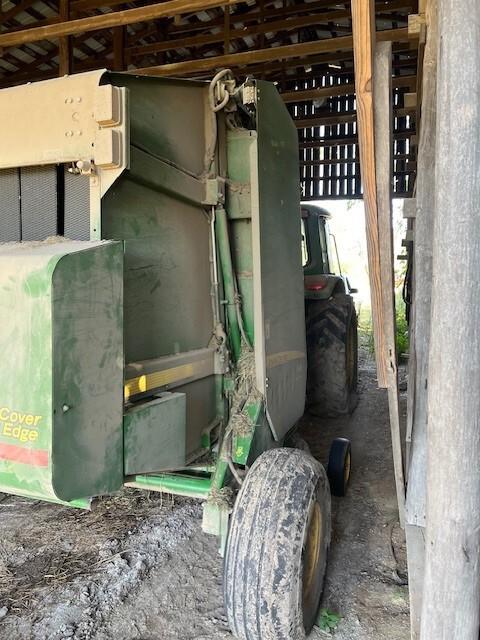 2016 John Deere 569 Std