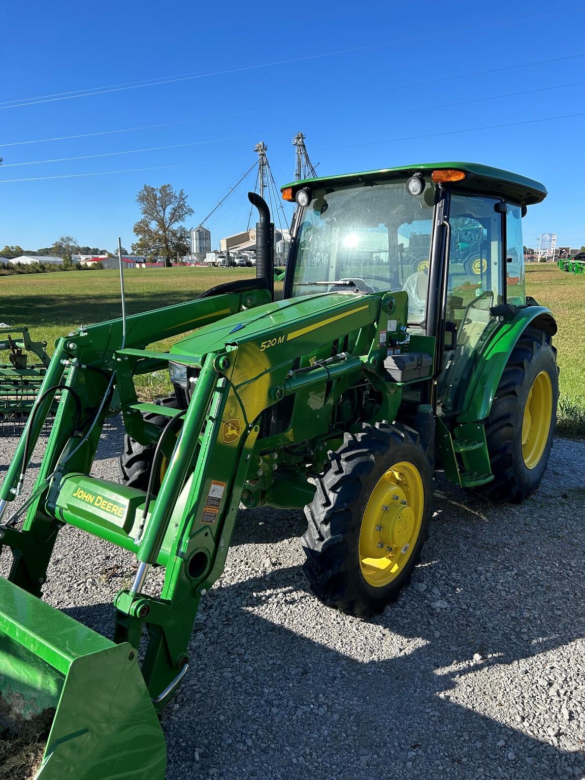 2022 John Deere 5075E Image