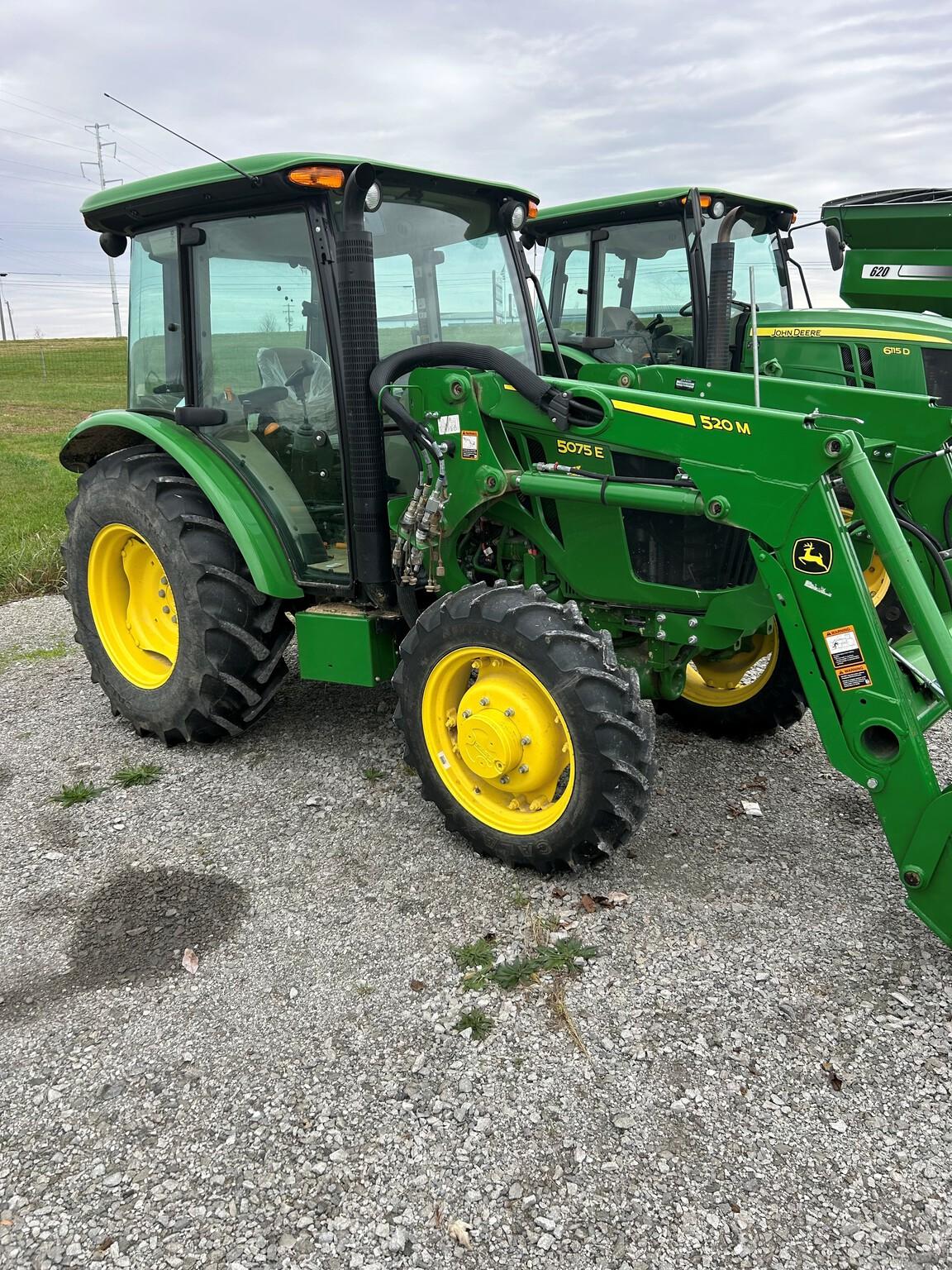 2022 John Deere 5075E