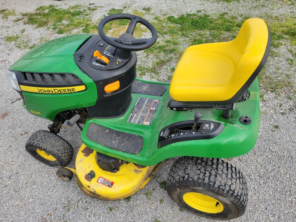 2013 John Deere D105 Image