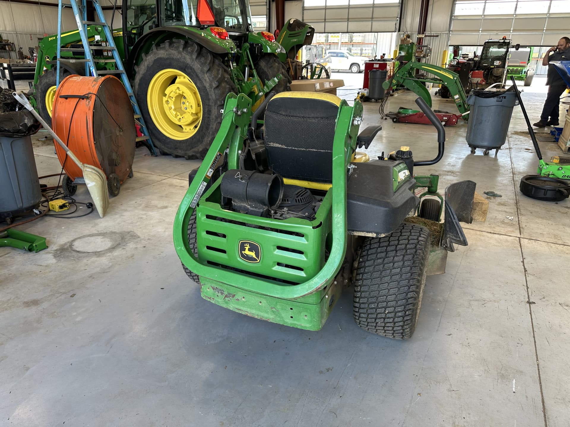 2019 John Deere Z915E Image