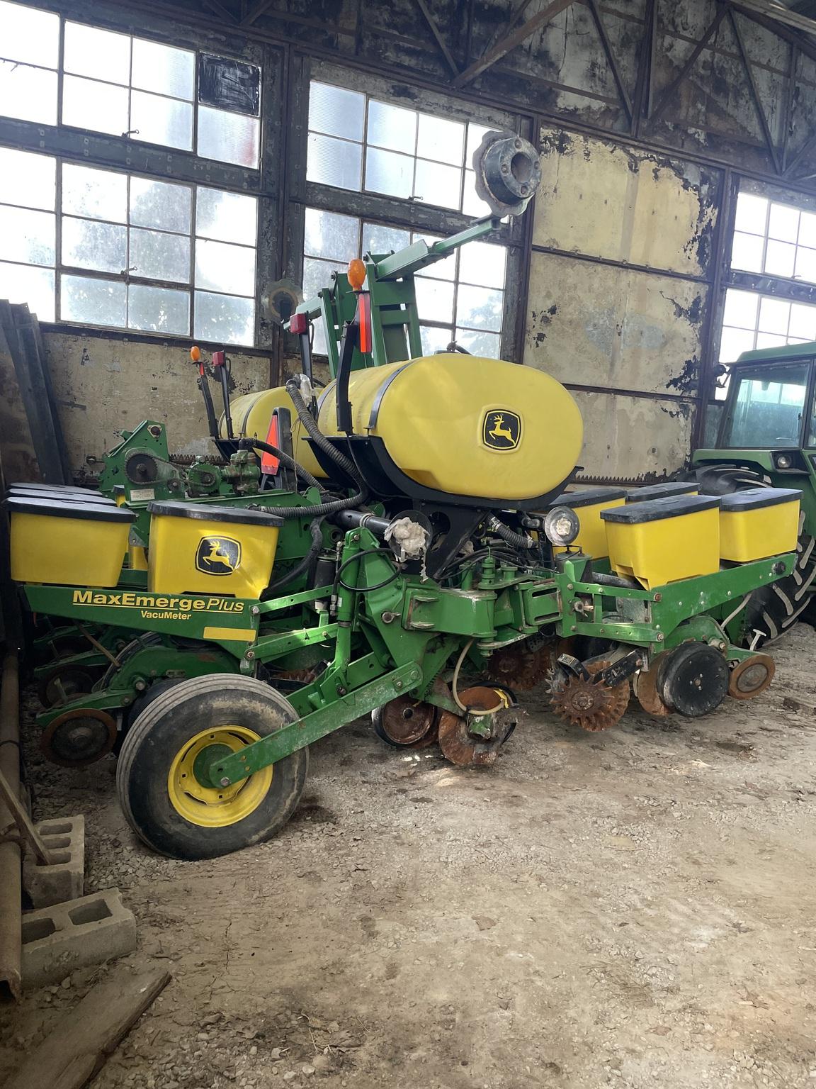 2001 John Deere 1760NT