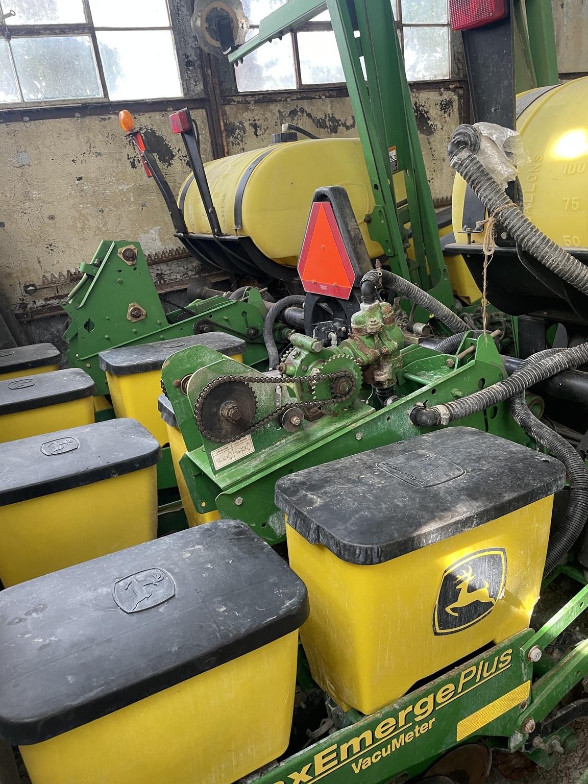 2001 John Deere 1760NT