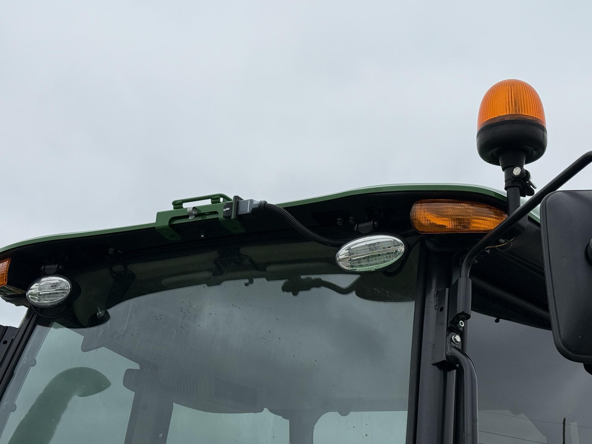 2023 John Deere 6105E Cab Image