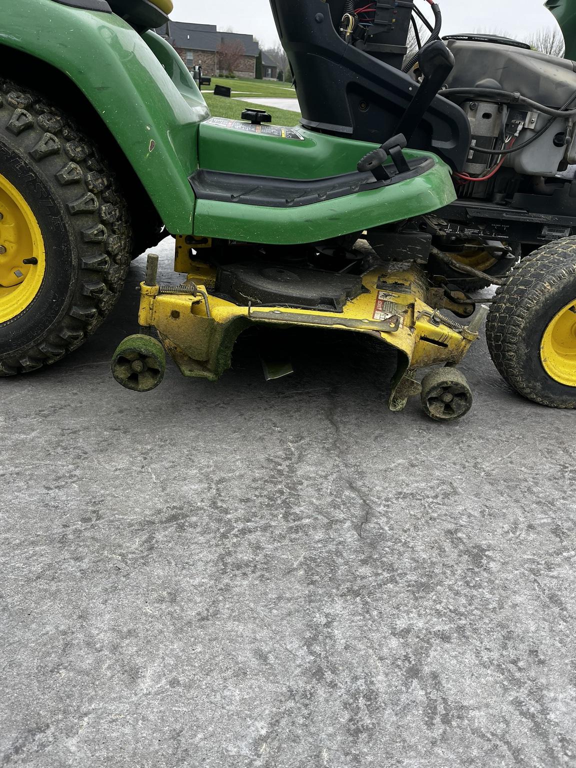 2010 John Deere X500 Image