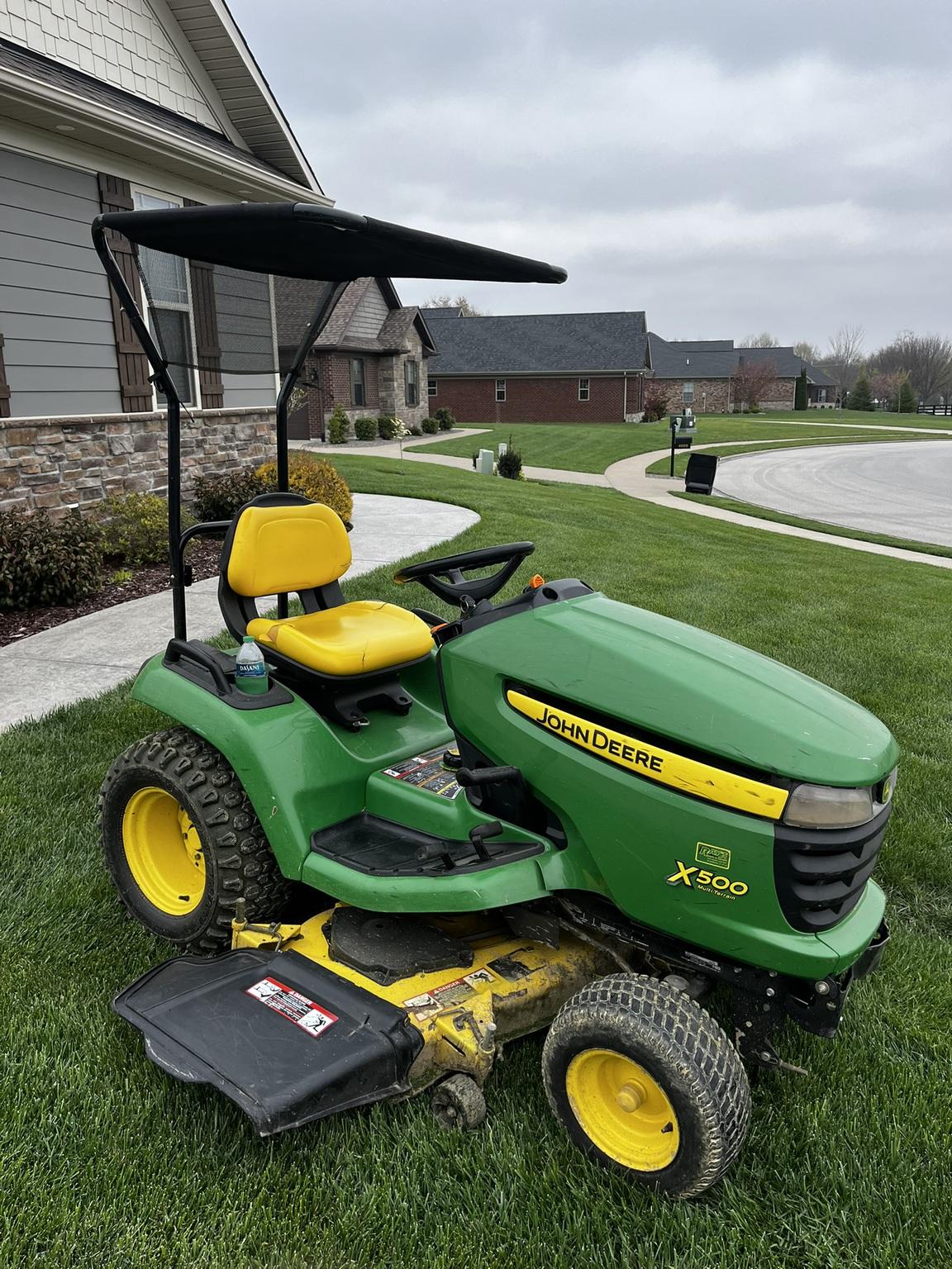 2010 John Deere X500 Image