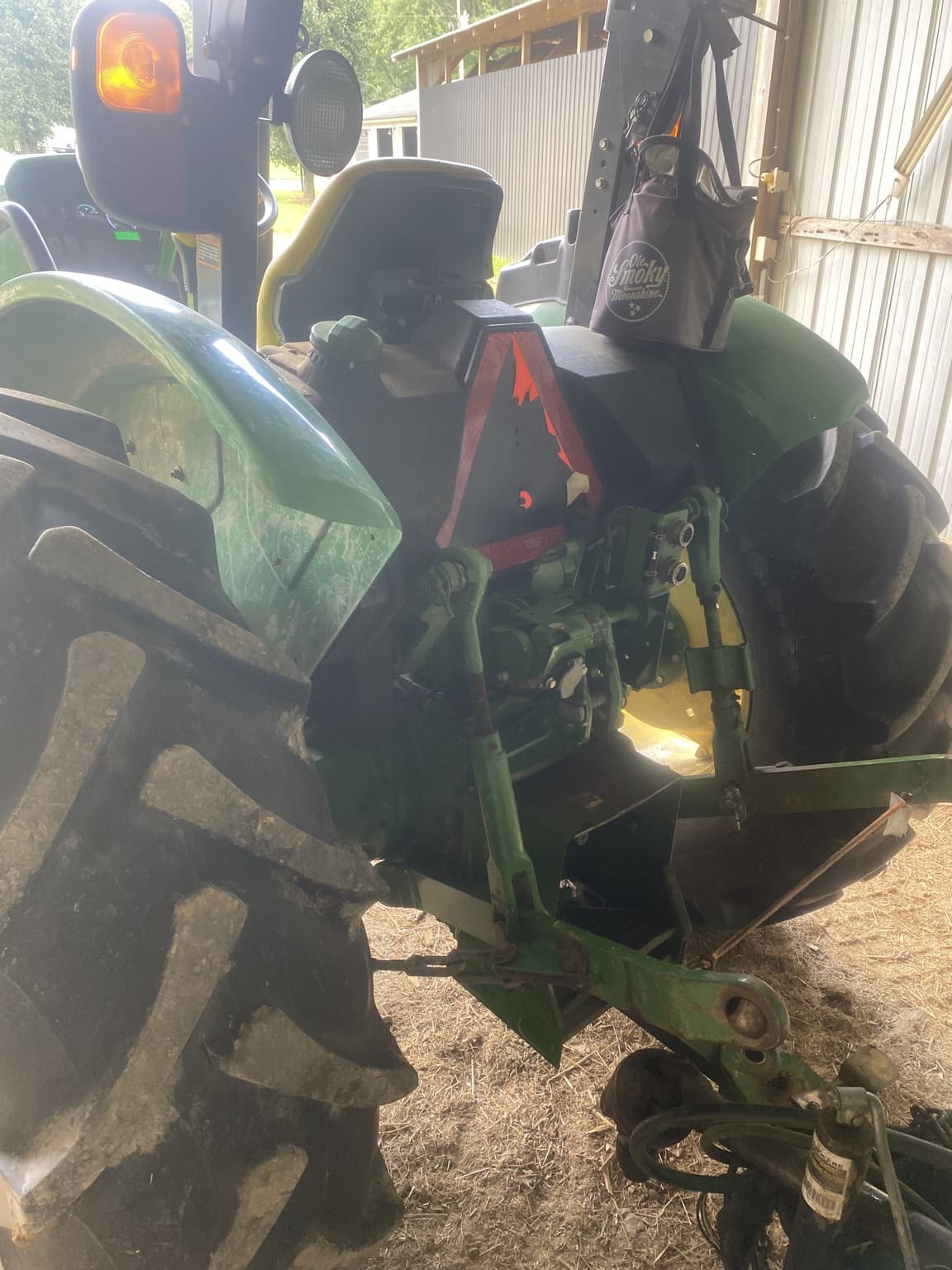 2017 John Deere 5075E Image