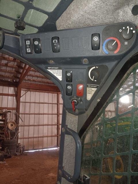 2013 John Deere 320D Image