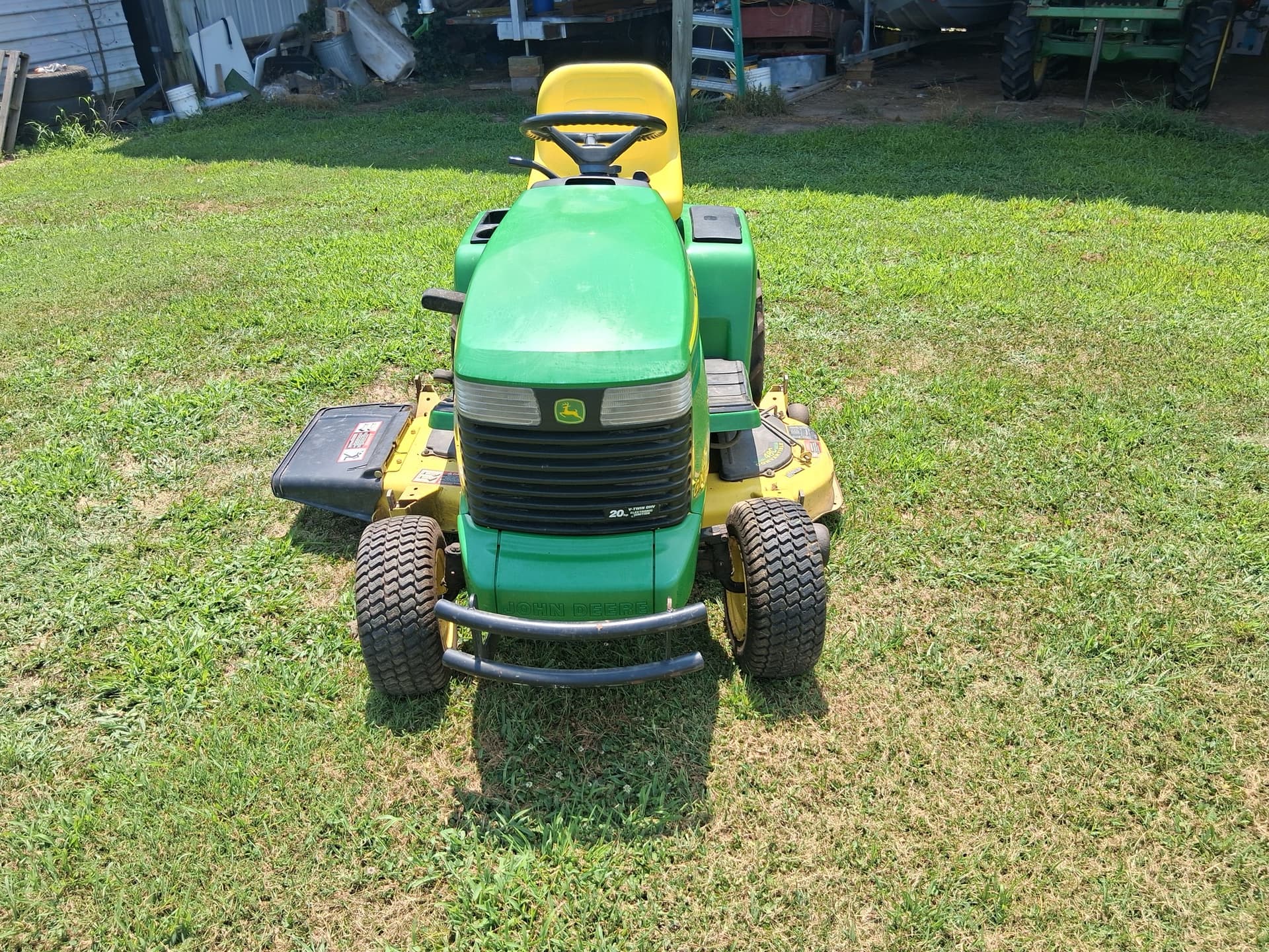 2001 John Deere GX335 Image