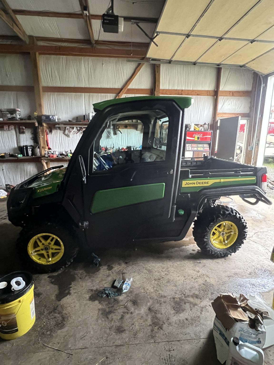 2022 John Deere XUV 865R