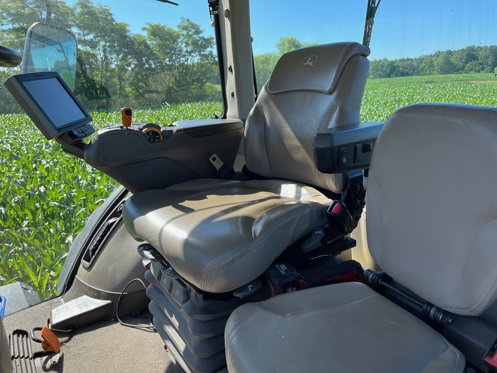 2015 John Deere 8345R Image