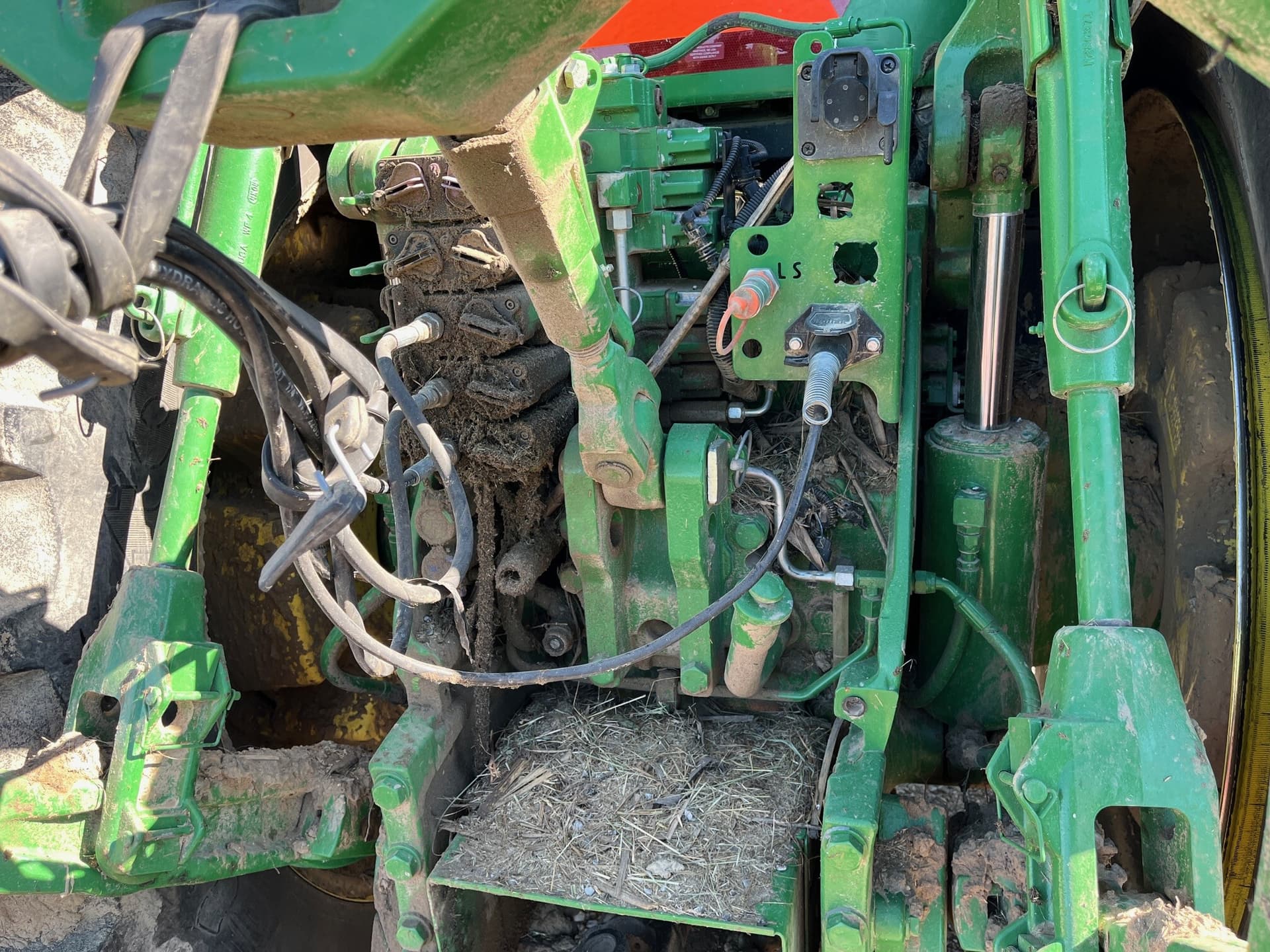 2015 John Deere 8345R Image