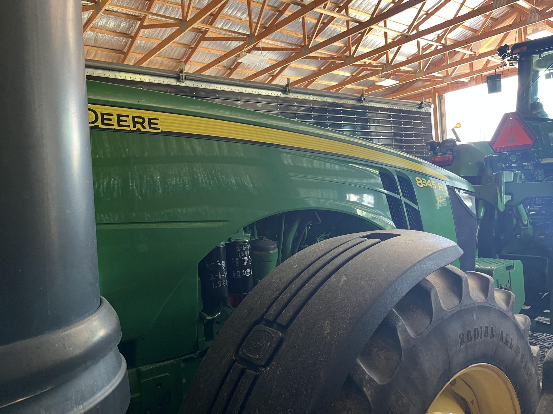 2016 John Deere 8345R