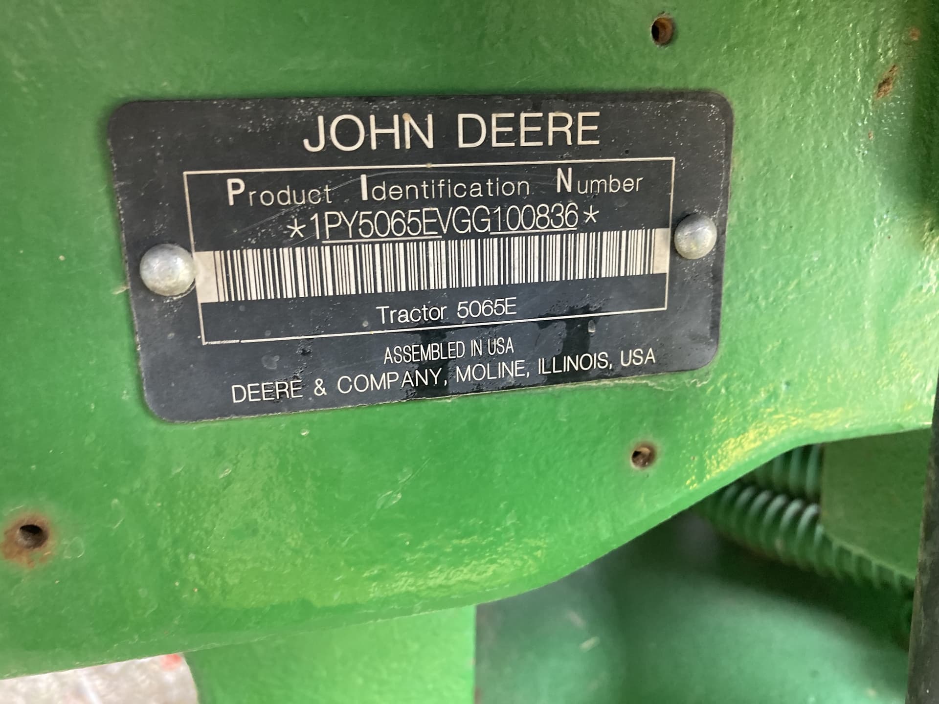 2016 John Deere 5065E Image