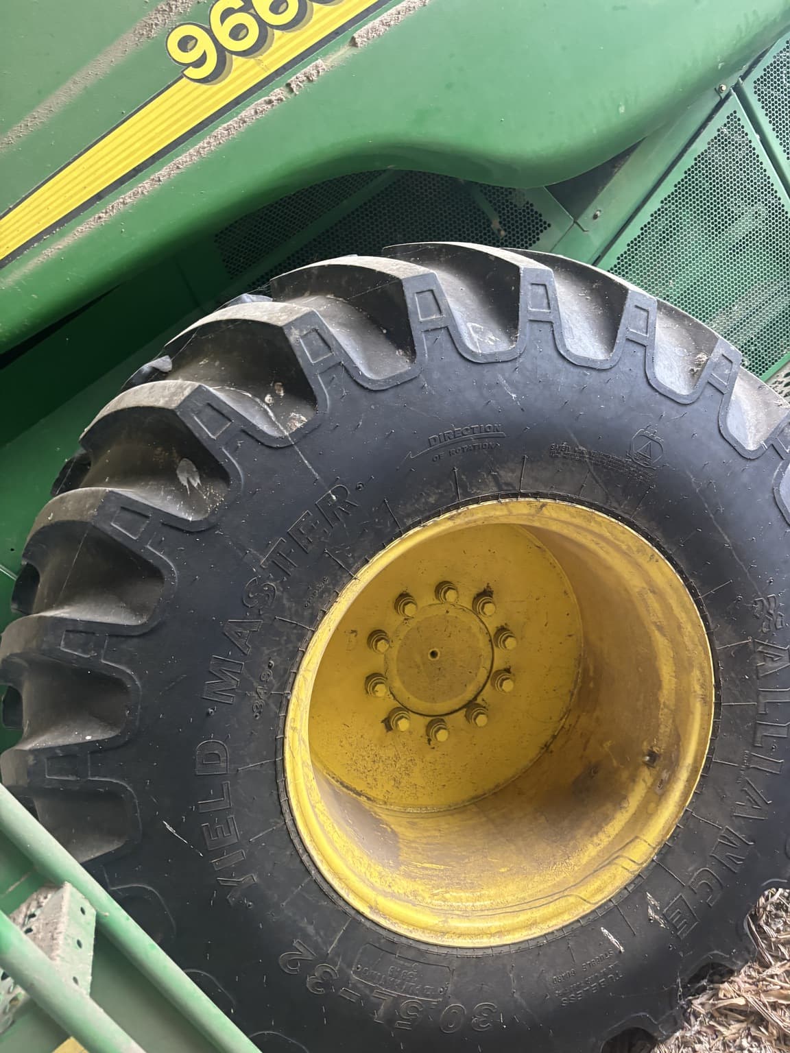 2004 John Deere 9660 STS Image
