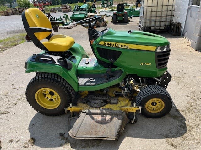 2023 John Deere X730 Image