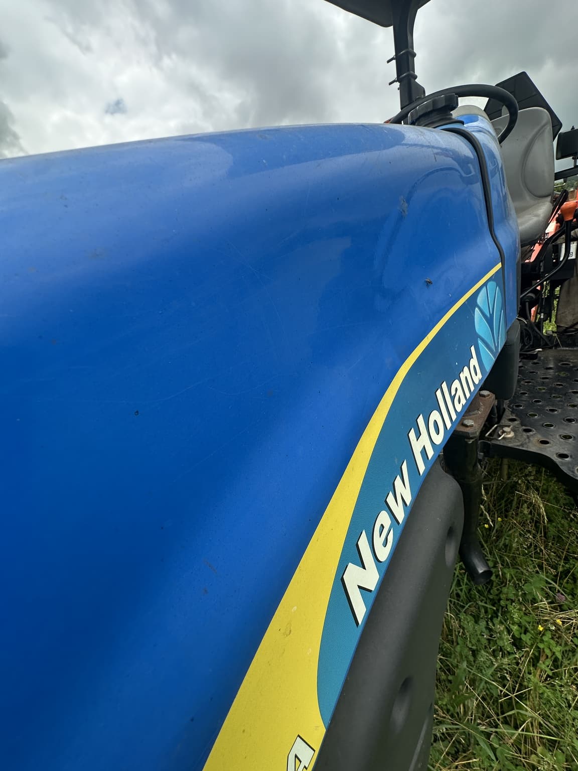 2007 New Holland TT75A Image