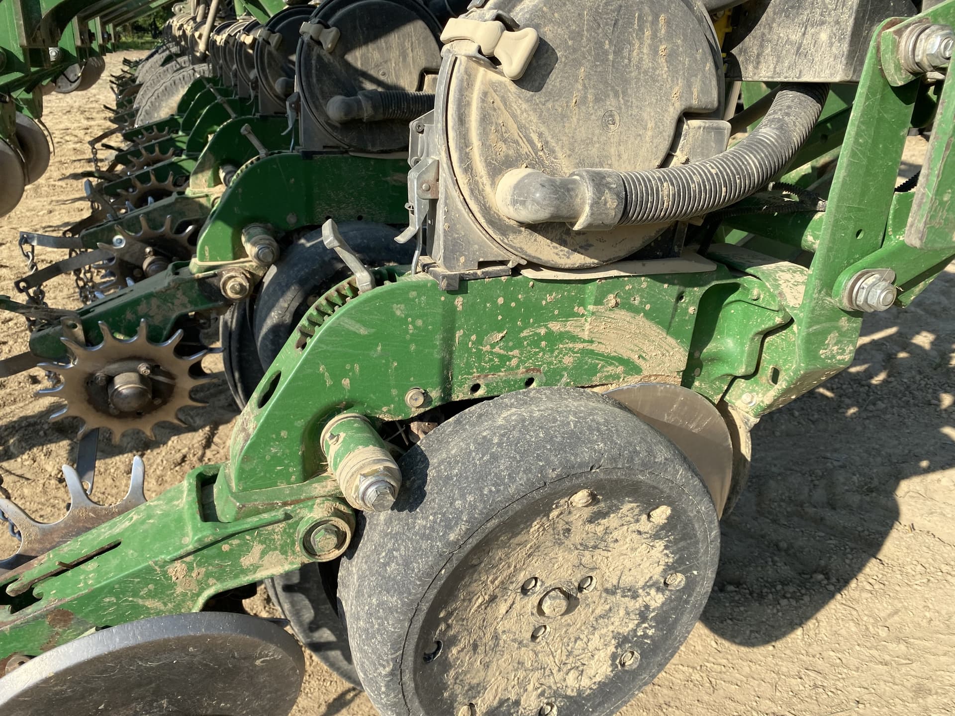 2014 John Deere 1790 Image
