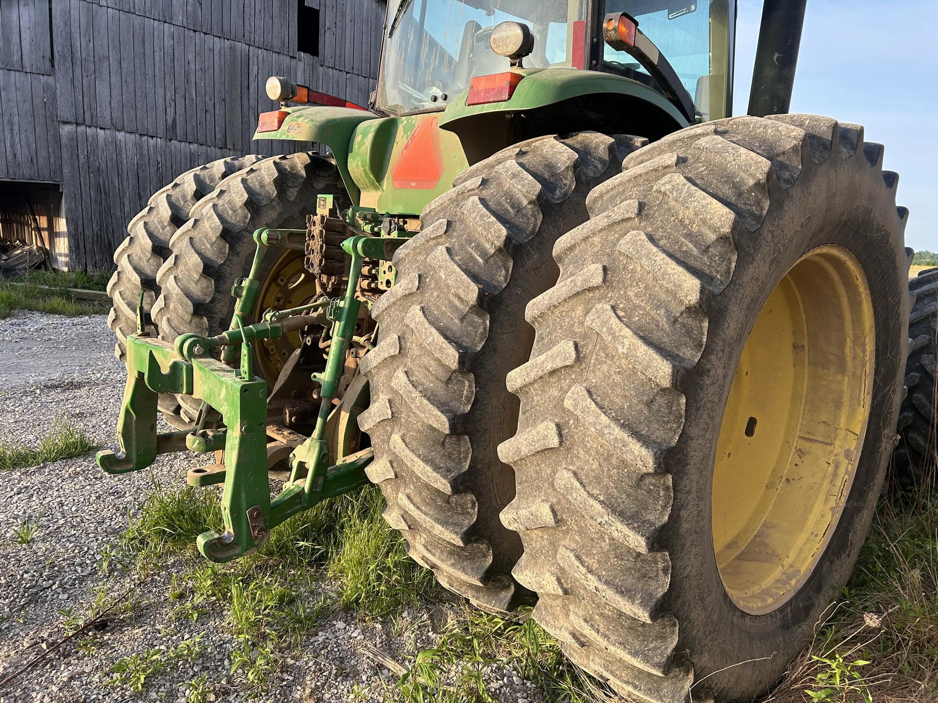 2008 John Deere 8430