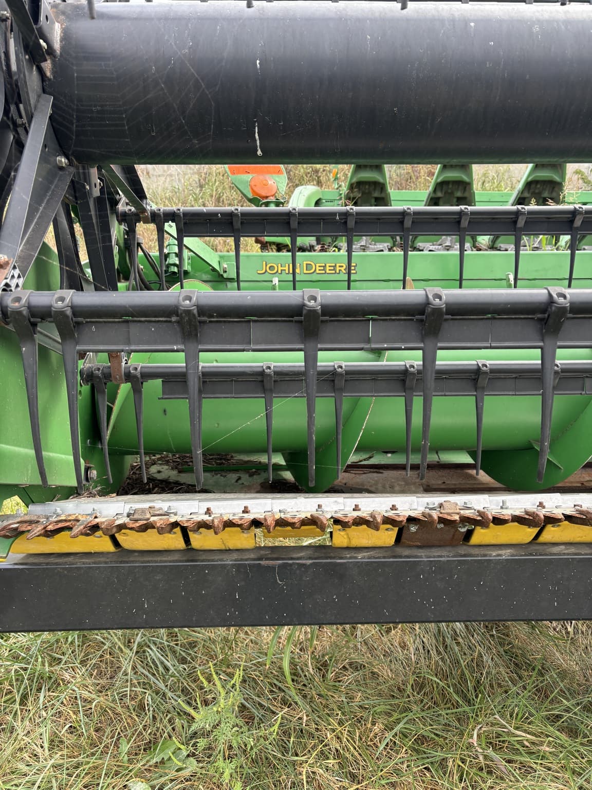 2010 John Deere 635F Image