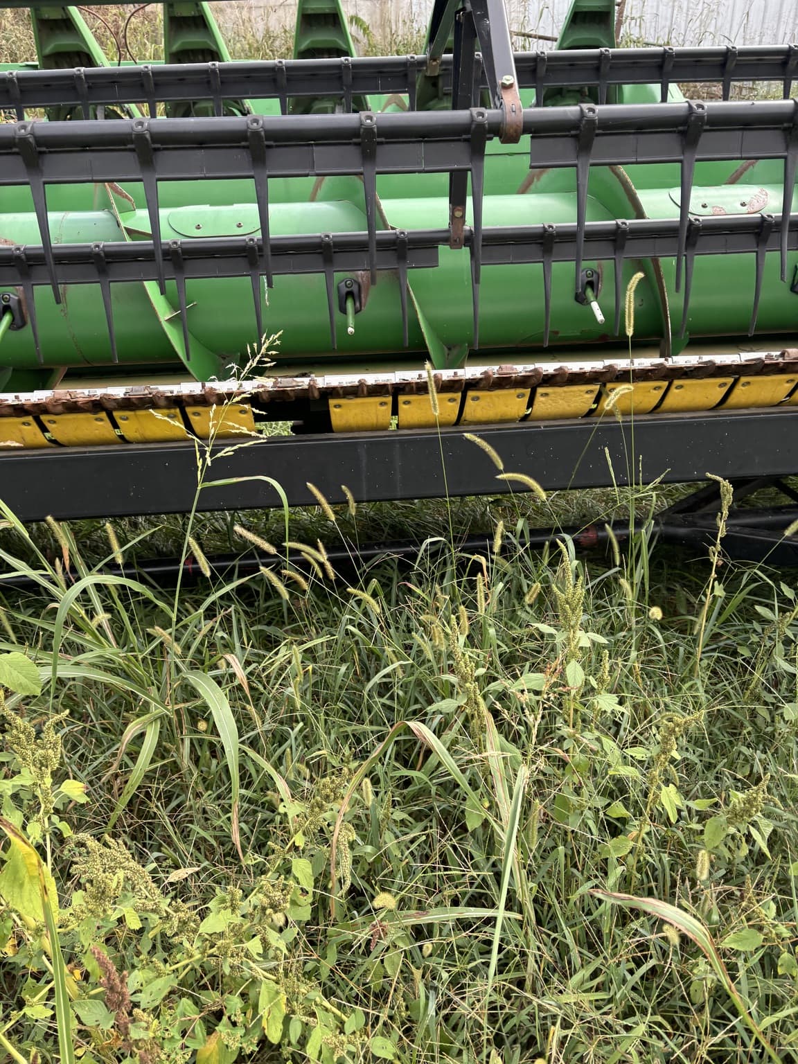 2010 John Deere 635F Image