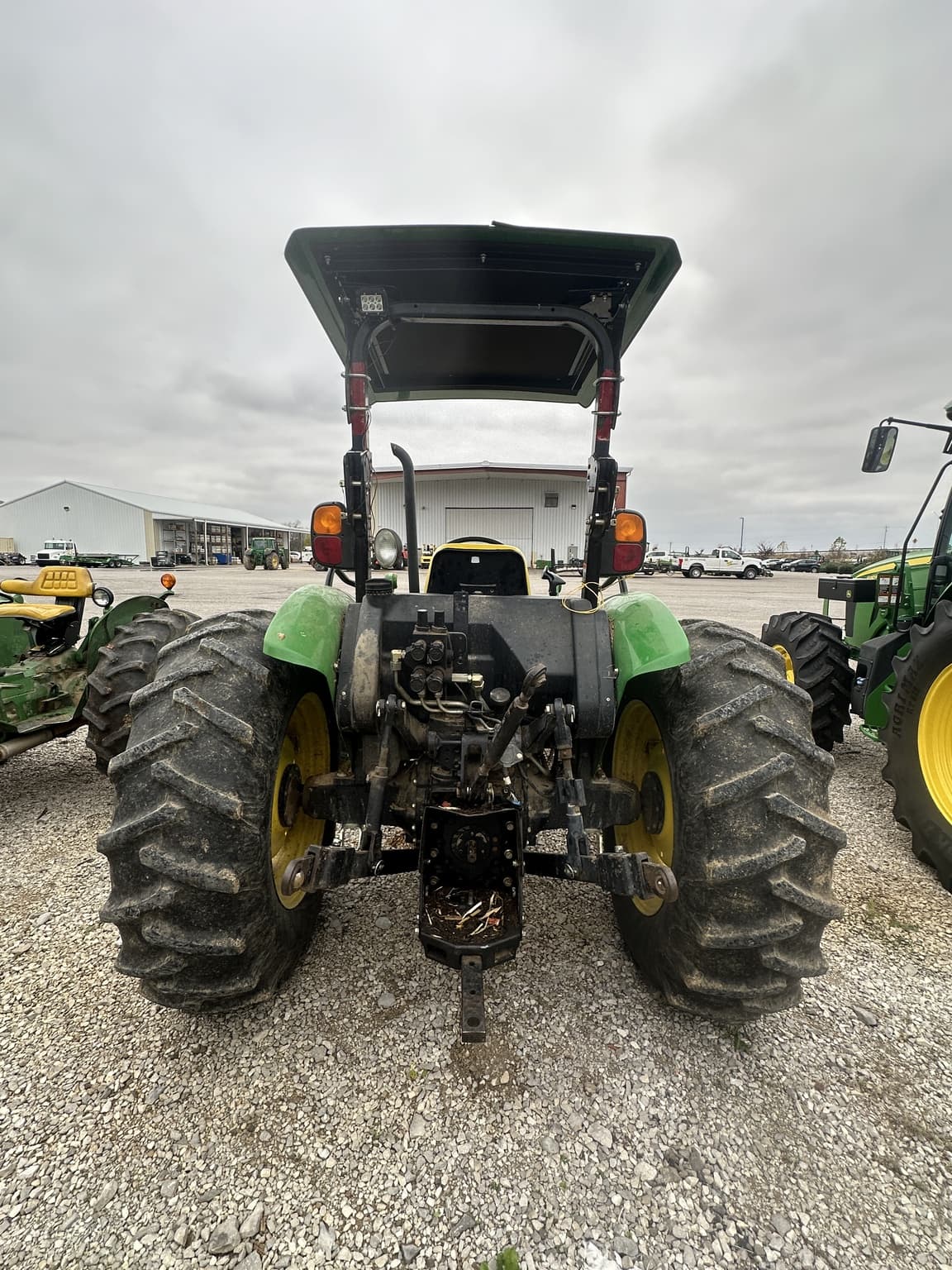 2005 John Deere 5425