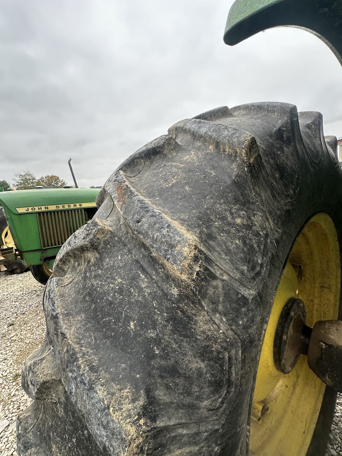 2005 John Deere 5425 Image