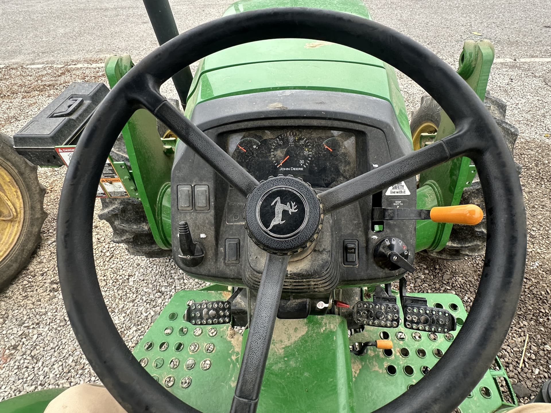 2005 John Deere 5425