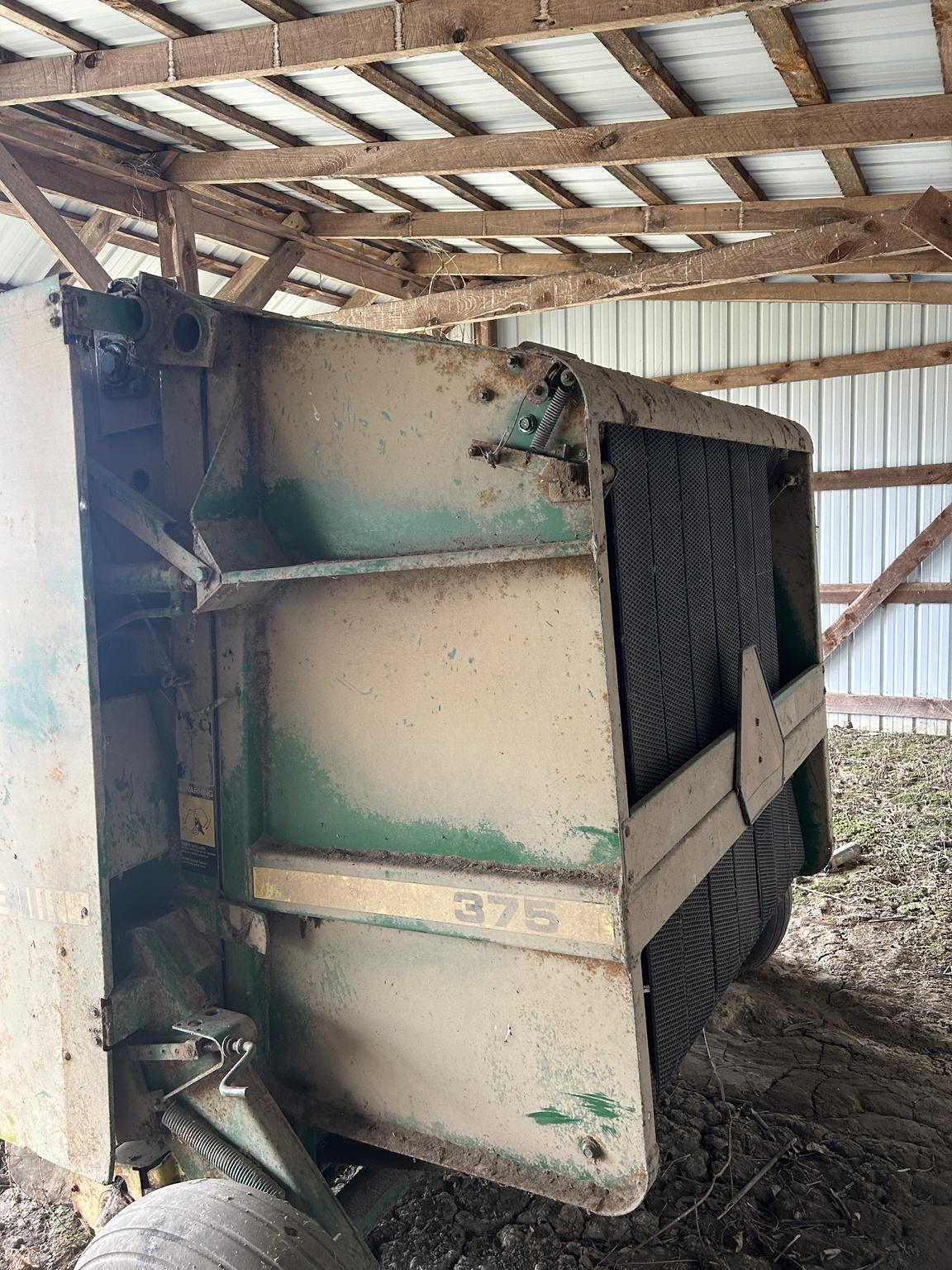 1990 John Deere 375 Image
