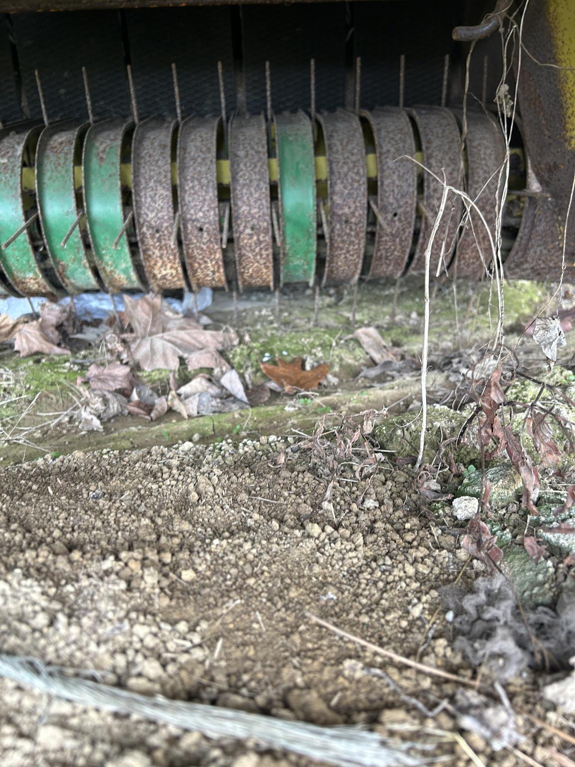 1990 John Deere 375 Image