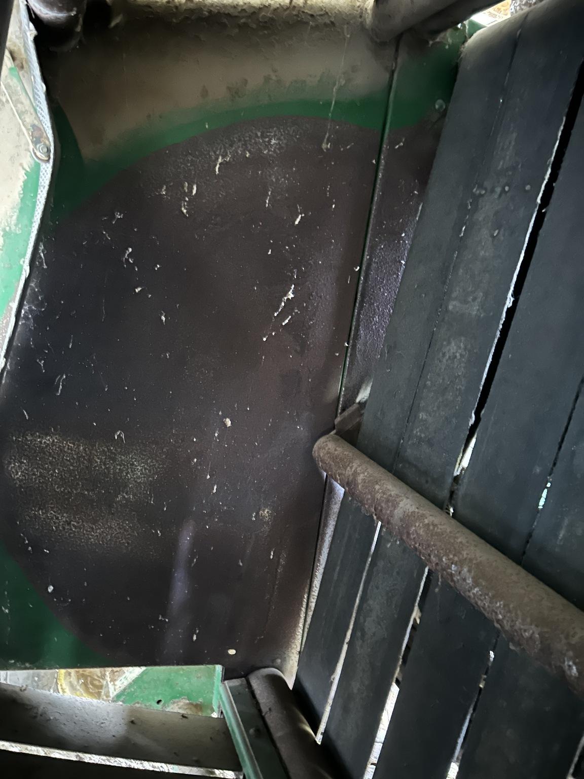 1990 John Deere 375 Image
