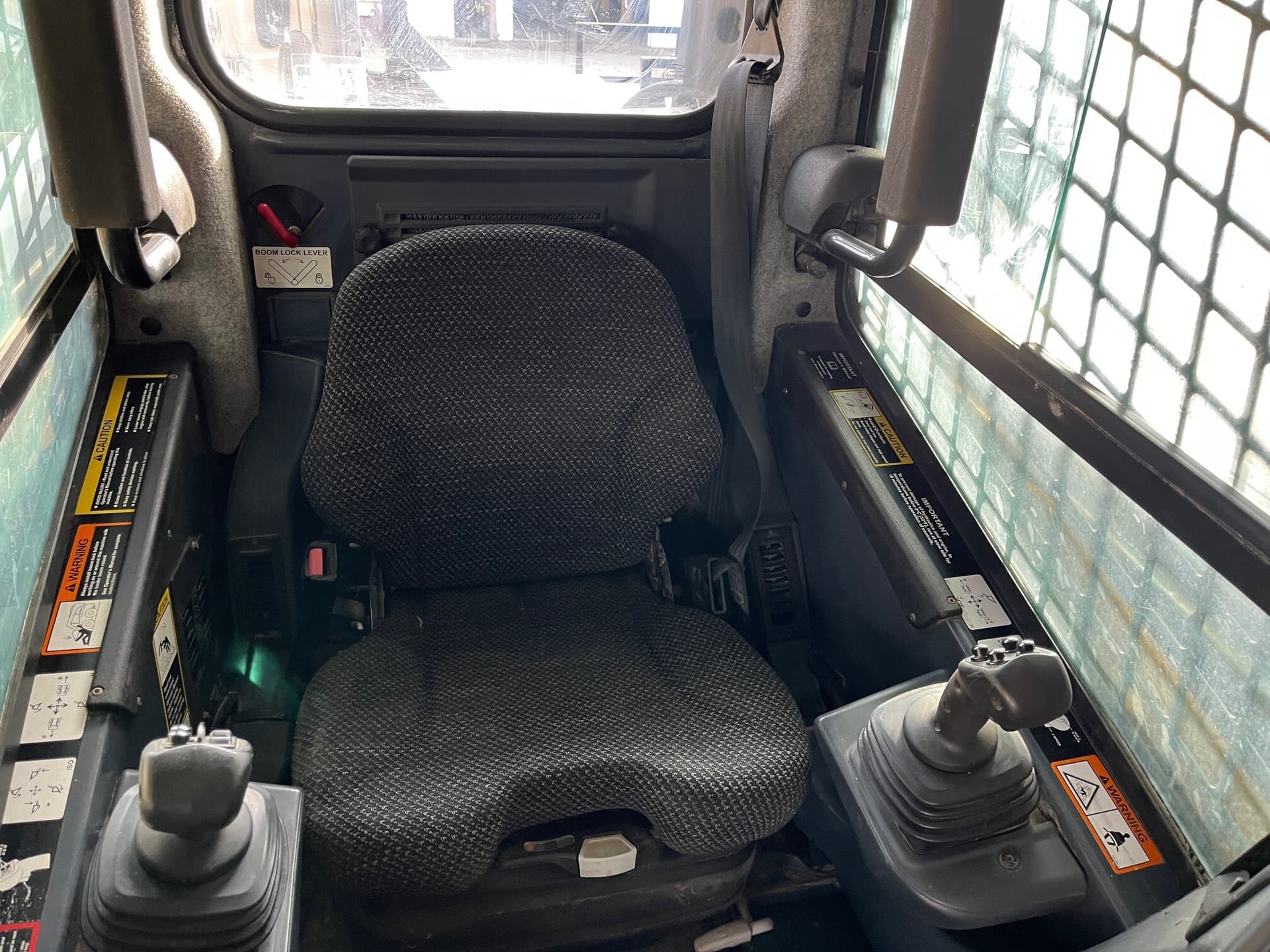 2011 John Deere 332D Image