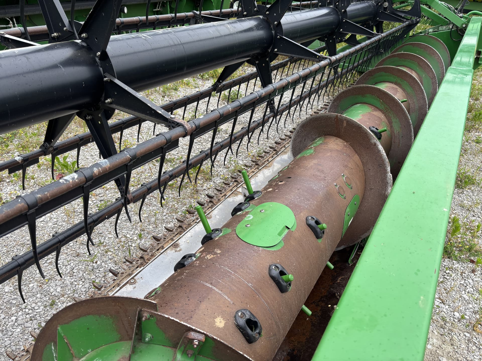 2010 John Deere 630F Image
