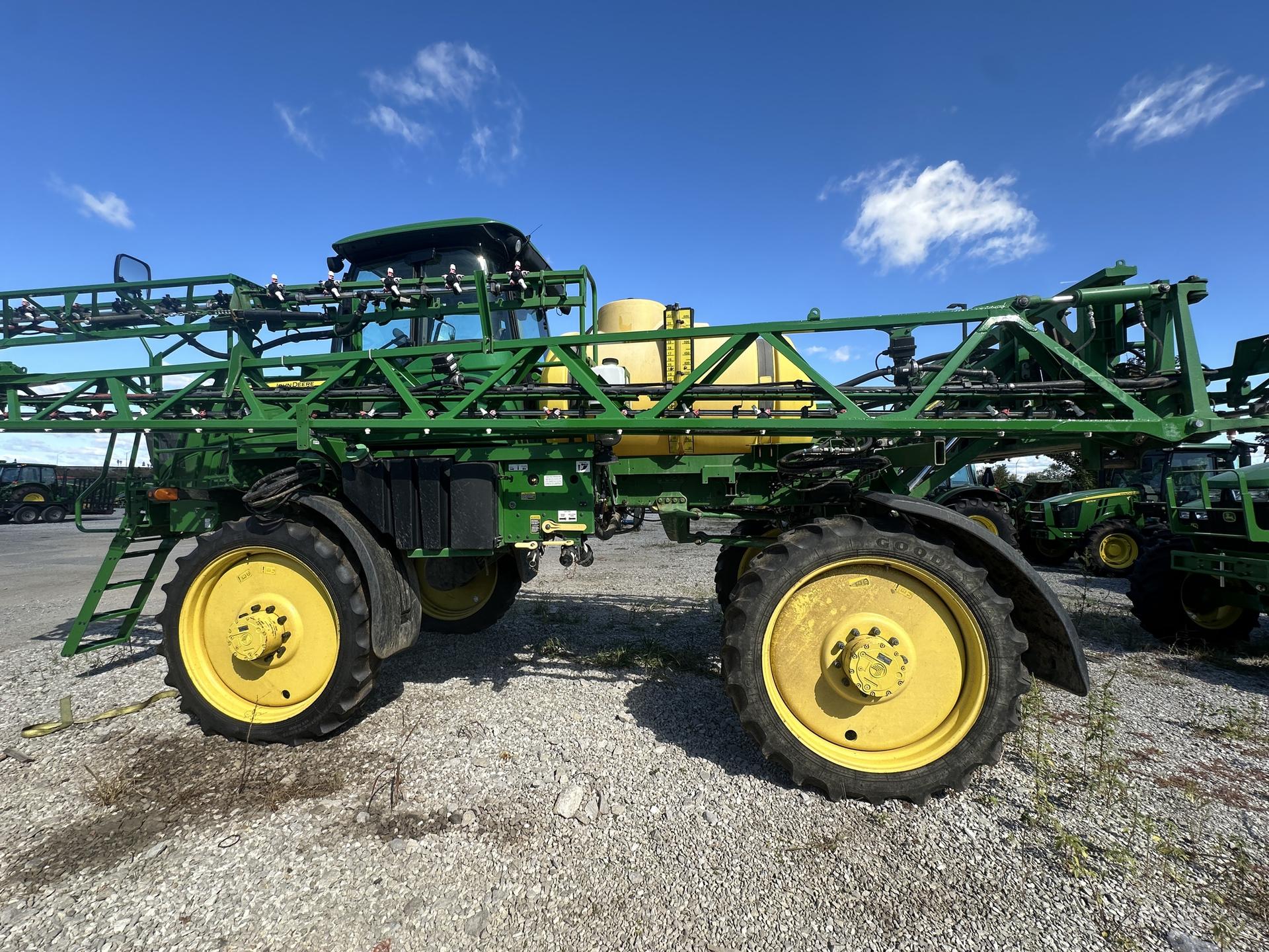 2021 John Deere R4023