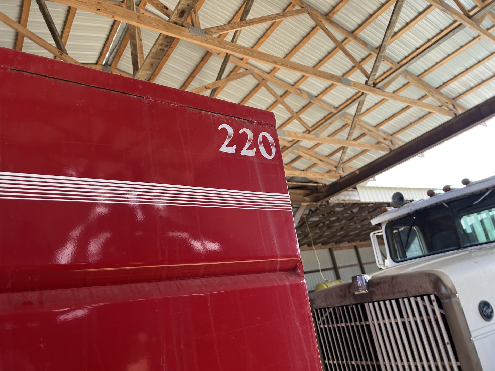 2017 Patriot 220 Image