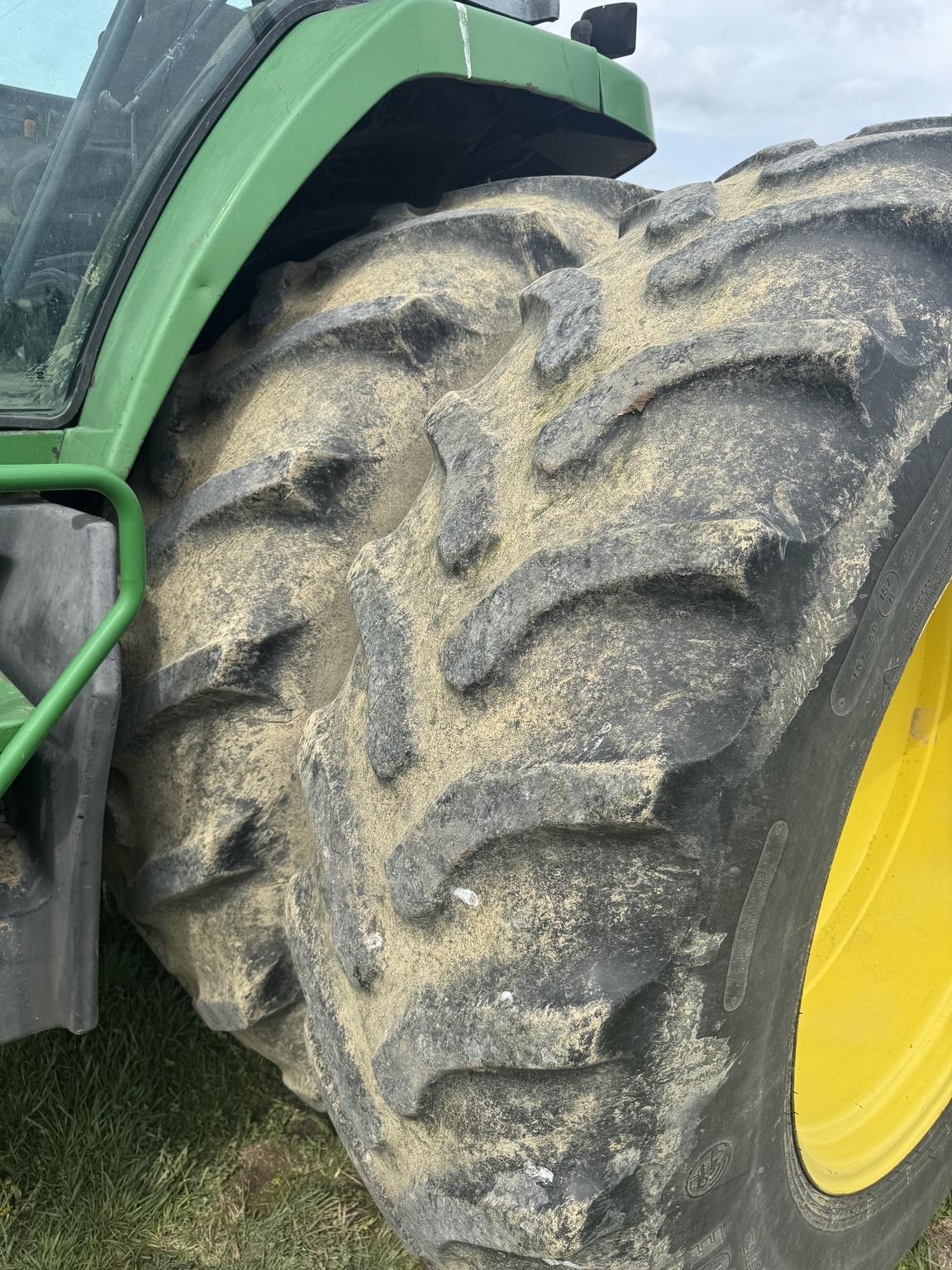 1998 John Deere 8300 Image