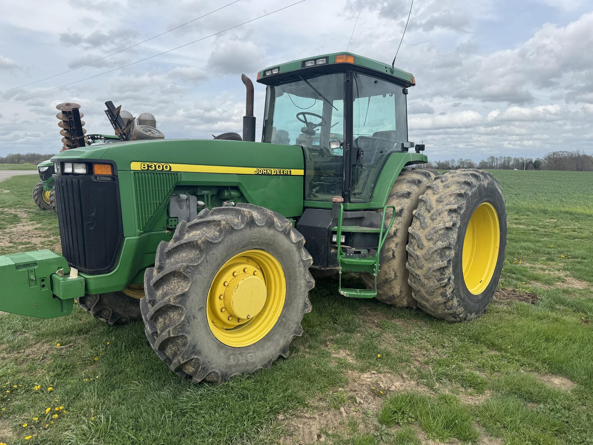 1998 John Deere 8300 Image