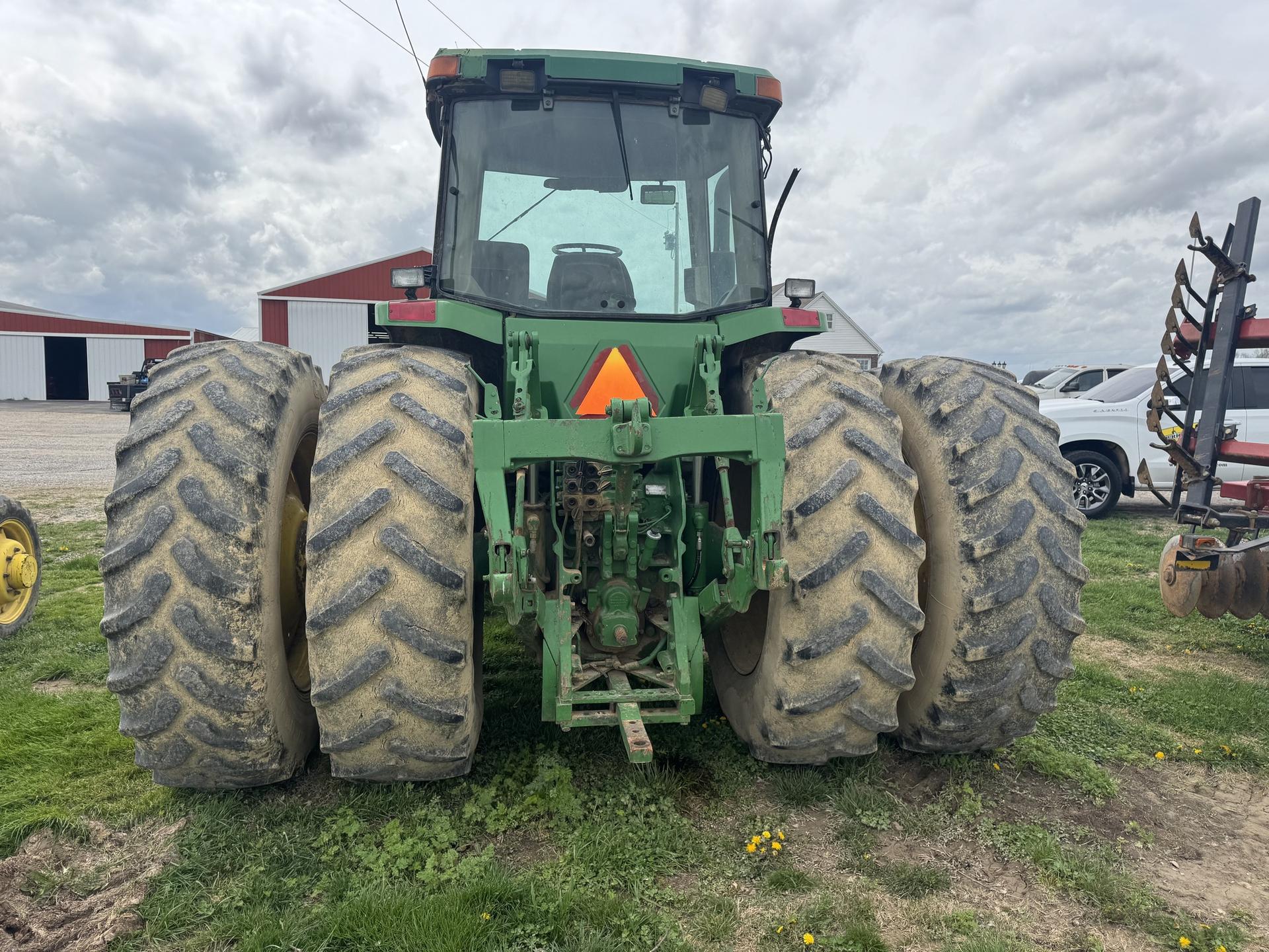1998 John Deere 8300 Image