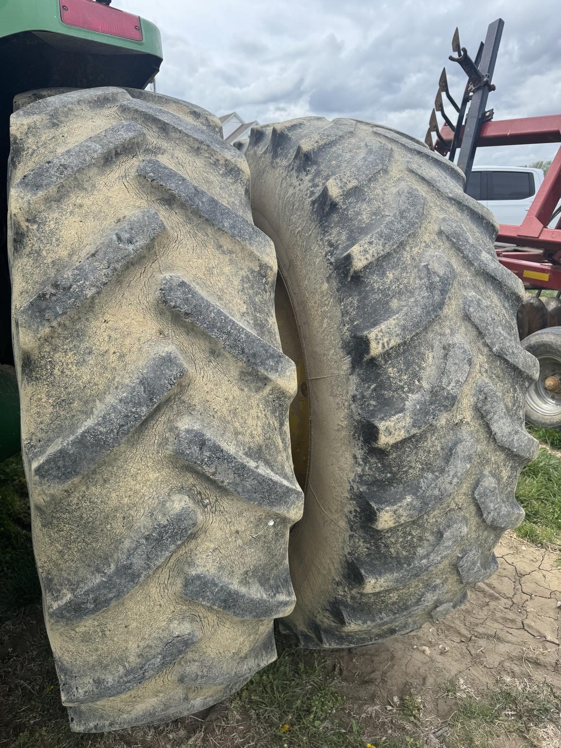 1998 John Deere 8300 Image