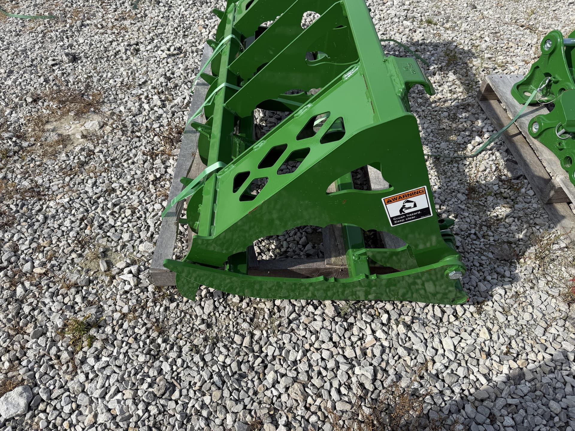 2024 Frontier MG20F Image