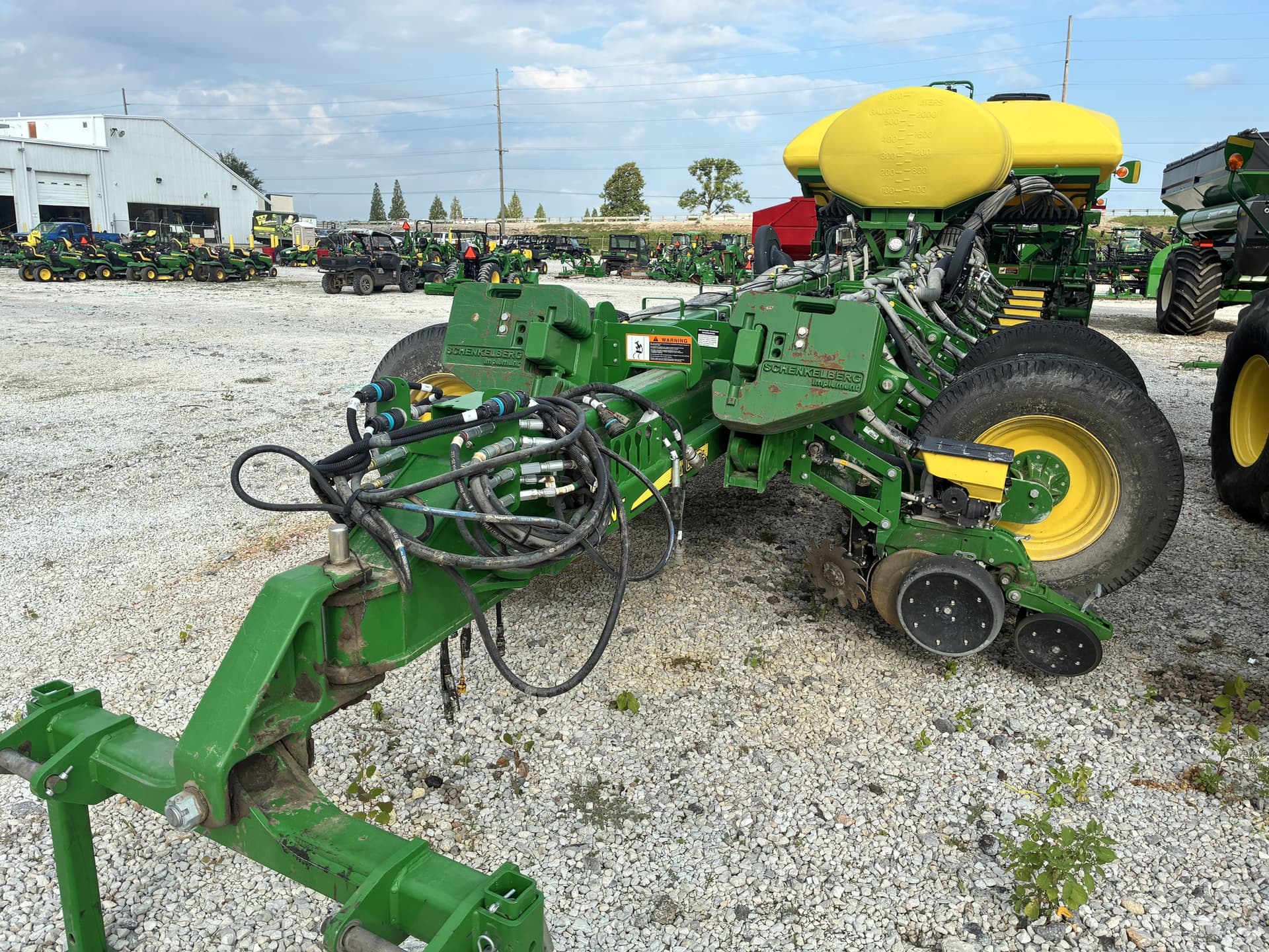 2014 John Deere 1775NT Image