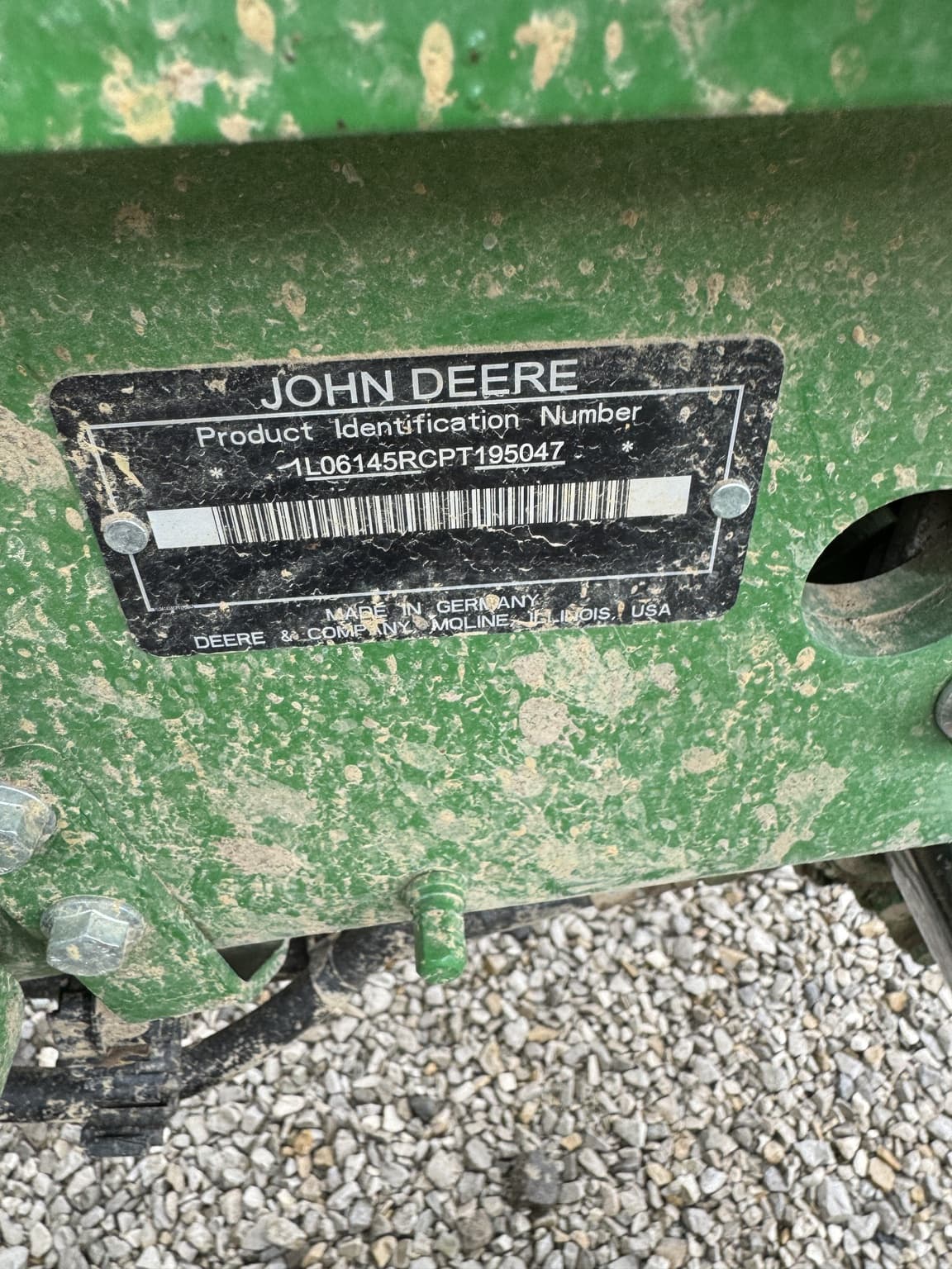 2023 John Deere 6R 145