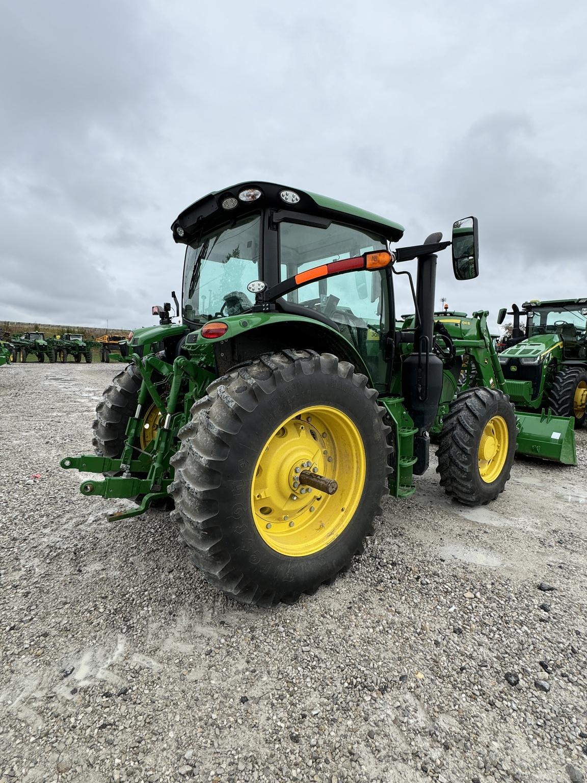 2023 John Deere 6R 145